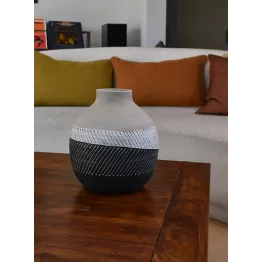 Grand vase céramique design