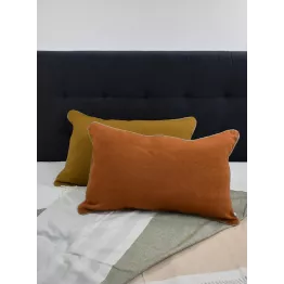 Housse coussin en lin noisette 40 x 65 cm