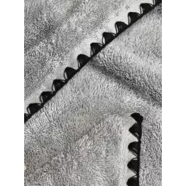 Drap de bain coton gris béton modèle Issey