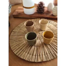 Set de table rond en roseaux