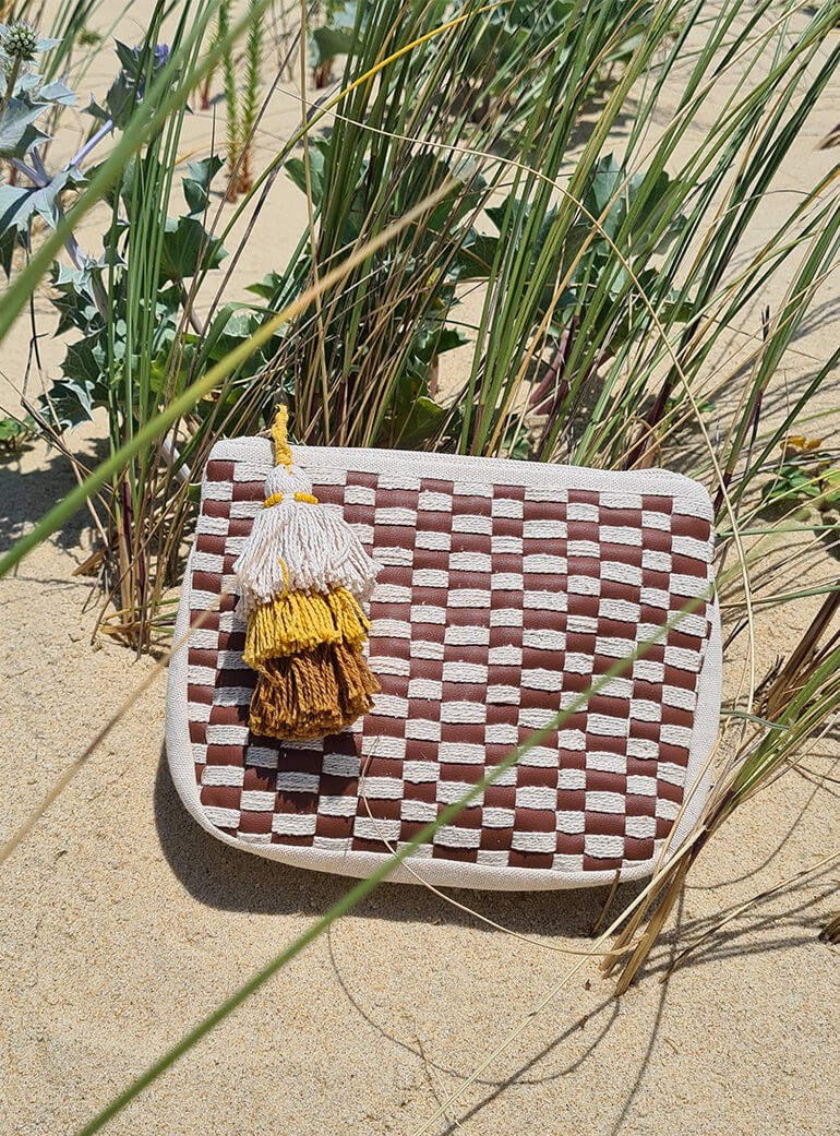 Pochette tissu modèle Courba Blanc cassé et terracotta 20*5,5*15