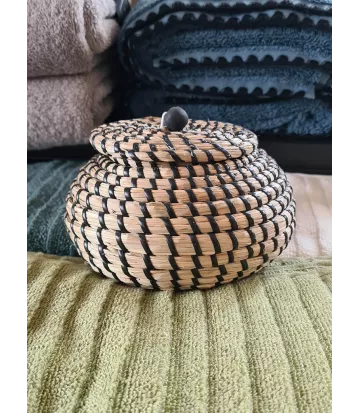 Petite panière de rangement avec couvercle