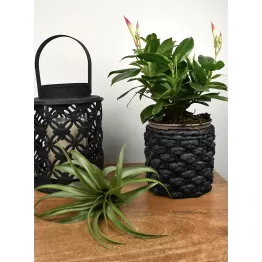 Petit cache-pot motif tressé noir modèle Corte