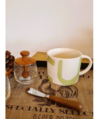 Mug en céramique vert pâle