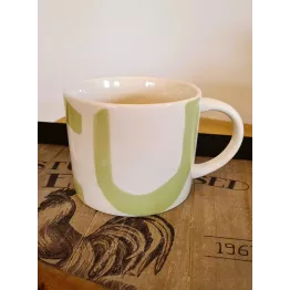 Mug en céramique vert pâle
