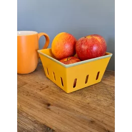 Corbeille en métal jaune