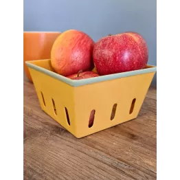 Corbeille en métal jaune