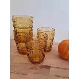 Verre jaune fantaisie