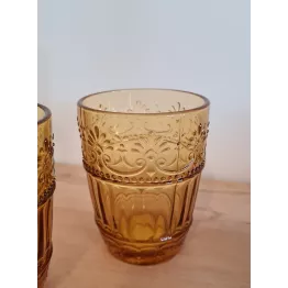 Verre jaune fantaisie