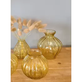 Ensemble vases jaunes