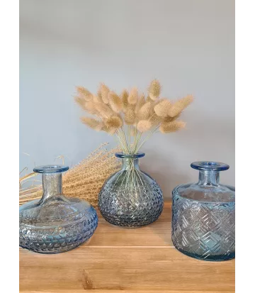 Ensemble vases transparents bleus