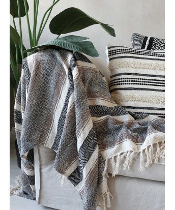 Plaid cocooning