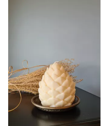 Bougie pomme de pin