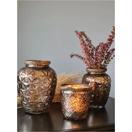 Petit vase argenté avec bord perlé