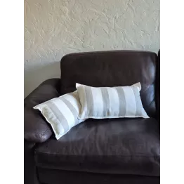 Housse coussin en lin lavé