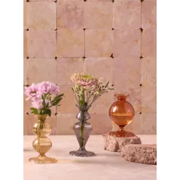 Petit vase en verre coloré