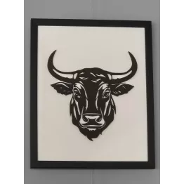 Tête de taureau encadrée