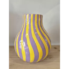 Vase rayé