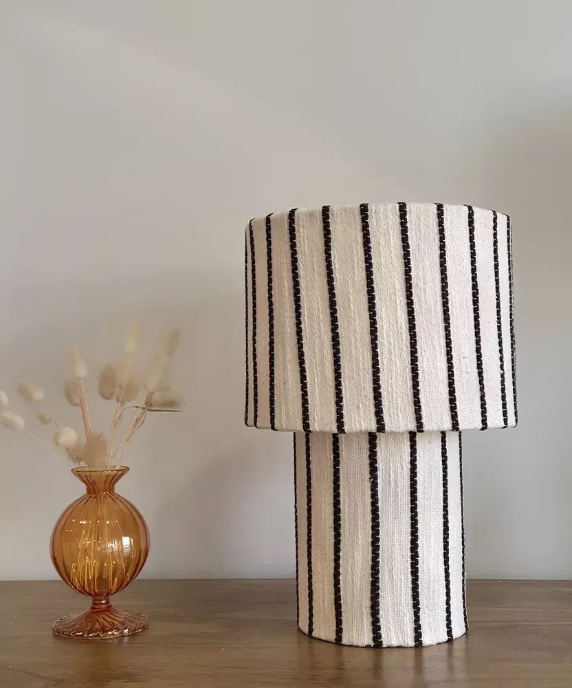 Lampe tissu rayée