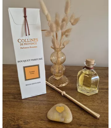 Créer une ambiance douce et subtile avec ce bouquet aromatique Ambre