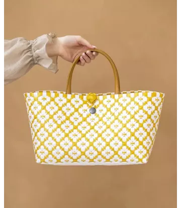 Pratique et élégant ce panier sac a main tressé à la main va simplifier votre quotidien ....