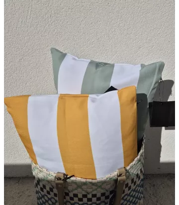 Elégante, tendance, déperlante, idéale pour habiller votre espace extérieur