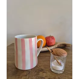 Mug rayures rose  Bloomingville : élégance et douceur au quotidien