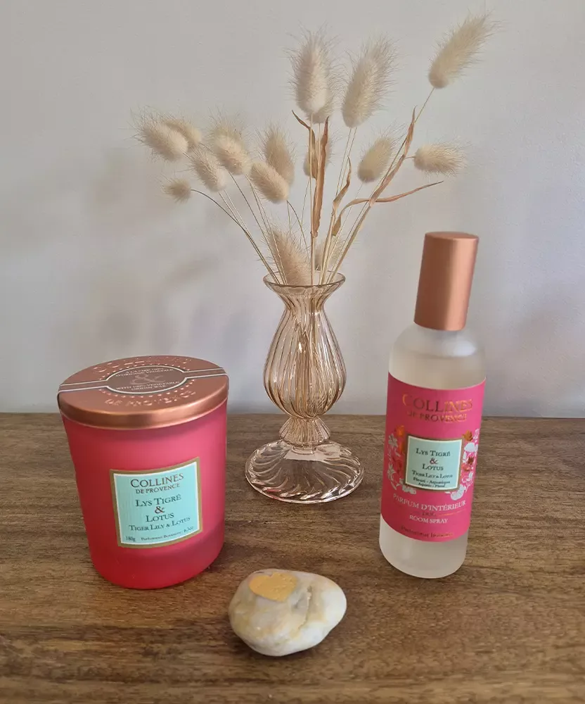 Découvrez notre Parfum pour la maison Lys Tigré & Lotus aux notes fleuries et subtiles