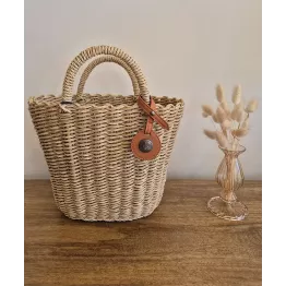 Pratique, élégant, eco-responsable ce mini sac tressé va vous séduire