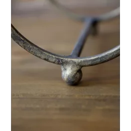 Pratique et élégant ce range bouteilles joint l'utile à l'agréable