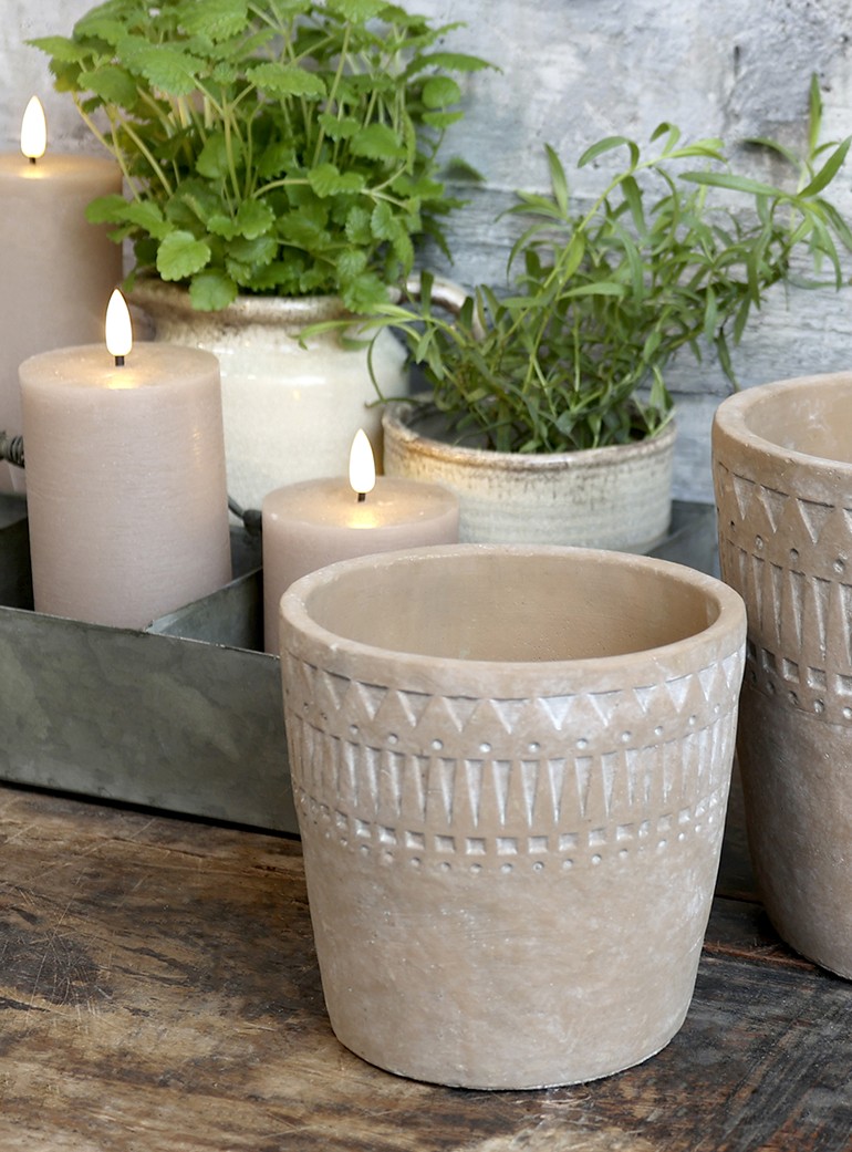 Petit cache-pot beige en terre cuite