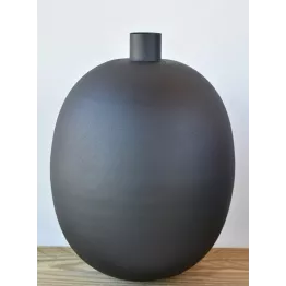 Vase noir mat en métal modèle Binco
